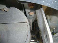 Right Side - length view of Right side hitch holes 2001 Lexu