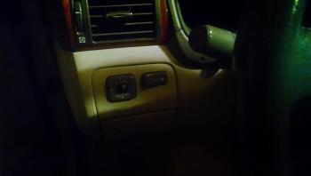 Lexus.LS430.dashboard.mirror.switch.20170108.jpg