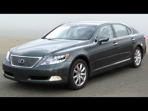 More information about "Video: Salesmen LICKS a LEXUS - HEREs WHY! - Lexus LS 460 review"